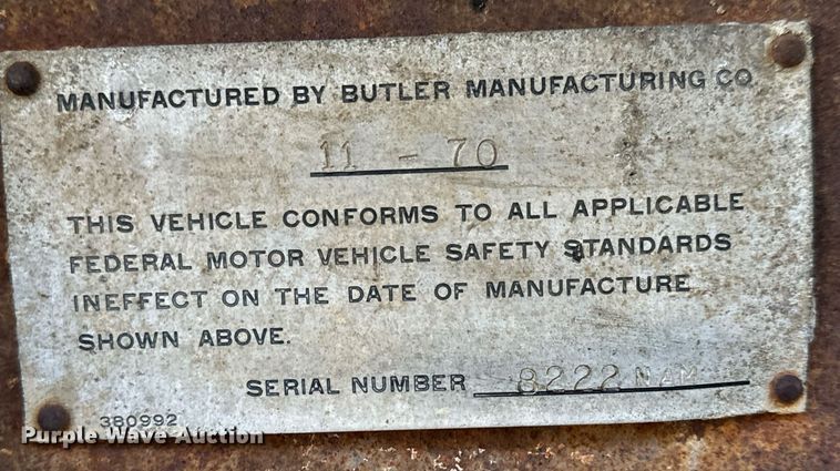 image for item MT9032 1971 Butler tank trailer