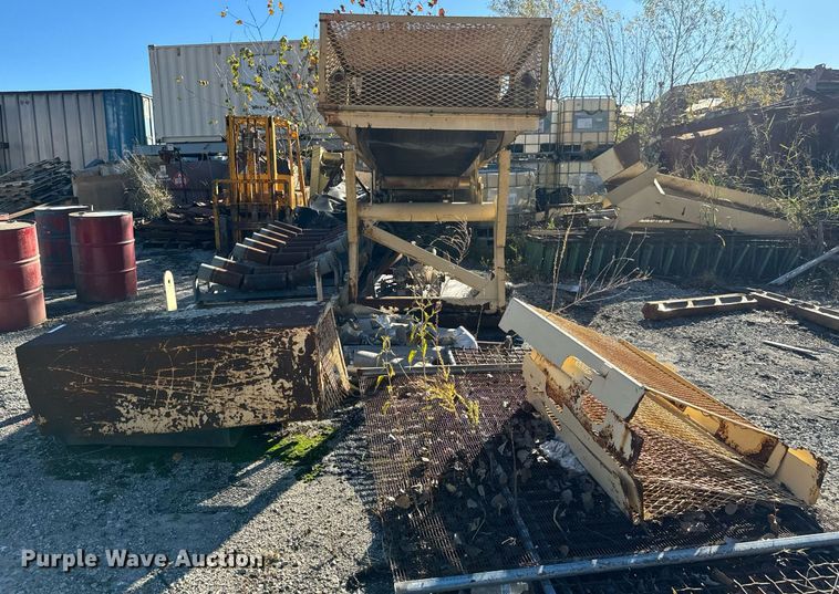 image for item MT9033 (2) conveyors 