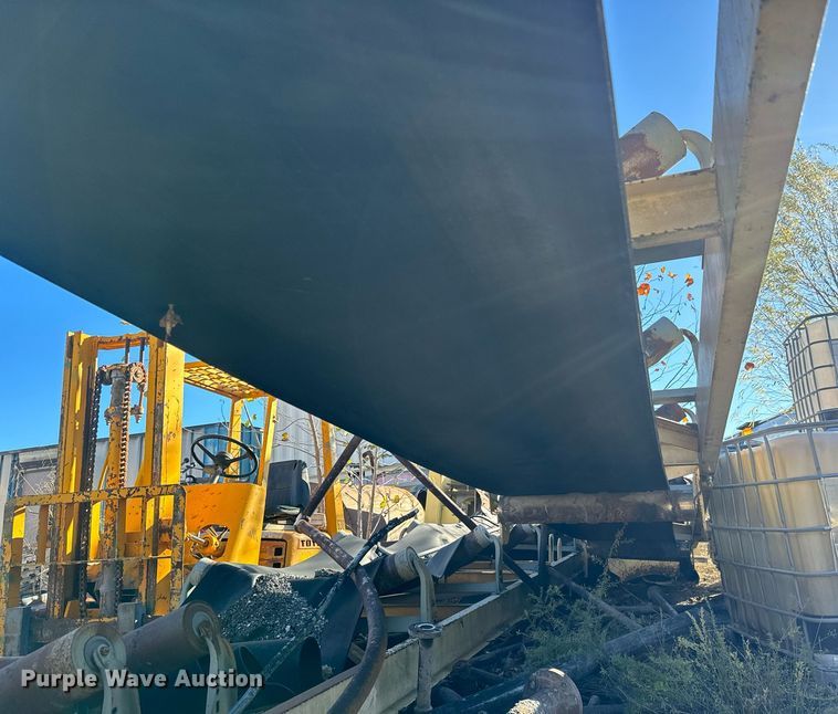 image for item MT9033 (2) conveyors 