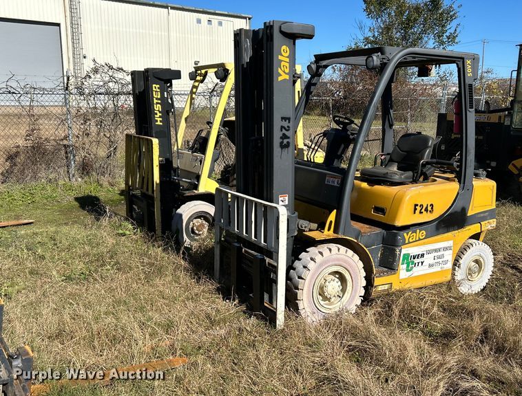 image for item NJ9576 Yale GLP050VXEUSE090 forklift