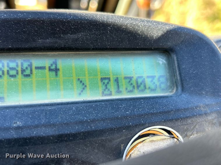 image for item NJ9576 Yale GLP050VXEUSE090 forklift