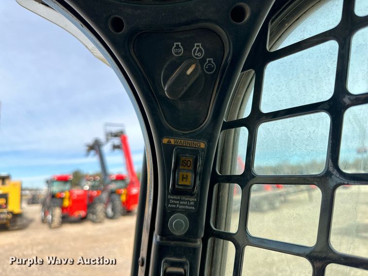 image for item NQ9132 2012 Bobcat T630 tracked skid steer loader