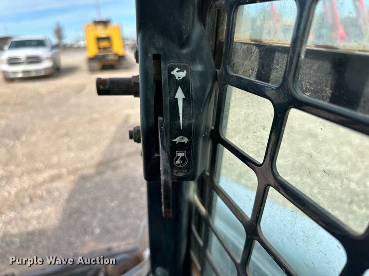 image for item NQ9132 2012 Bobcat T630 tracked skid steer loader