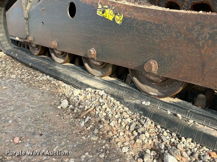 image for item NQ9132 2012 Bobcat T630 tracked skid steer loader