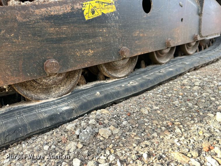 image for item NQ9132 2012 Bobcat T630 tracked skid steer loader