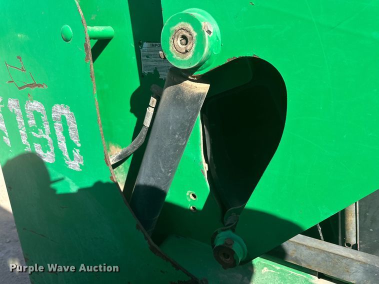 image for item NQ9134 2007 Bobcat T190 tracked skid steer loader