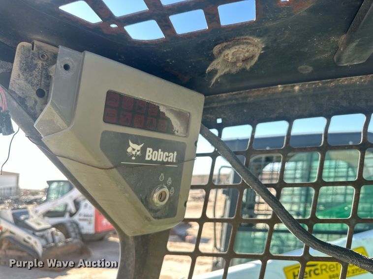 image for item NQ9134 2007 Bobcat T190 tracked skid steer loader