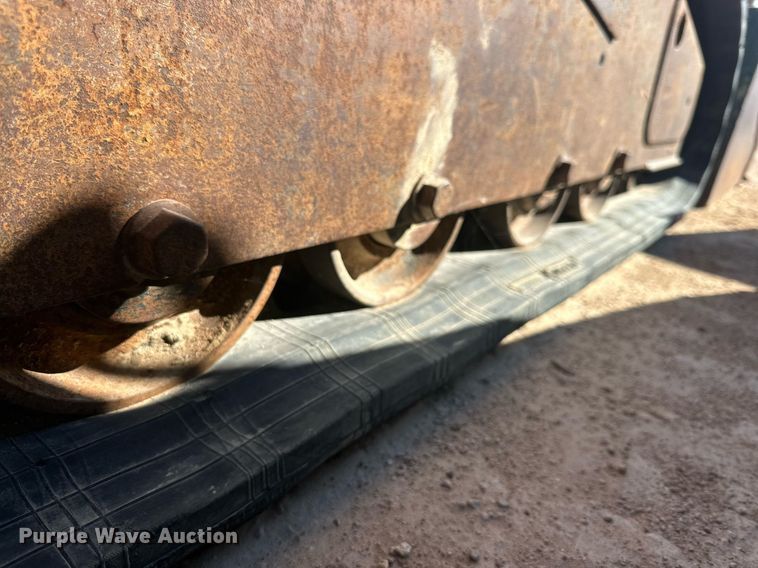 image for item NQ9134 2007 Bobcat T190 tracked skid steer loader