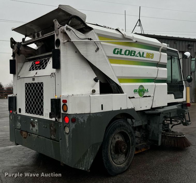 image for item OG9721 2016 Global  M3 street sweeper truck