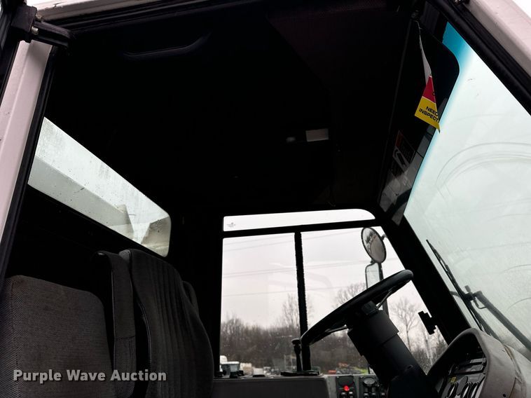 image for item OG9721 2016 Global  M3 street sweeper truck