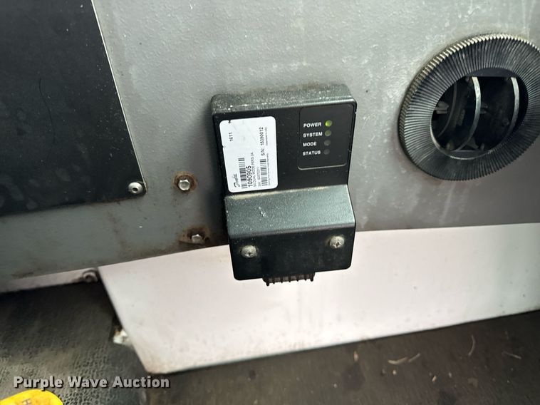 image for item OG9721 2016 Global  M3 street sweeper truck