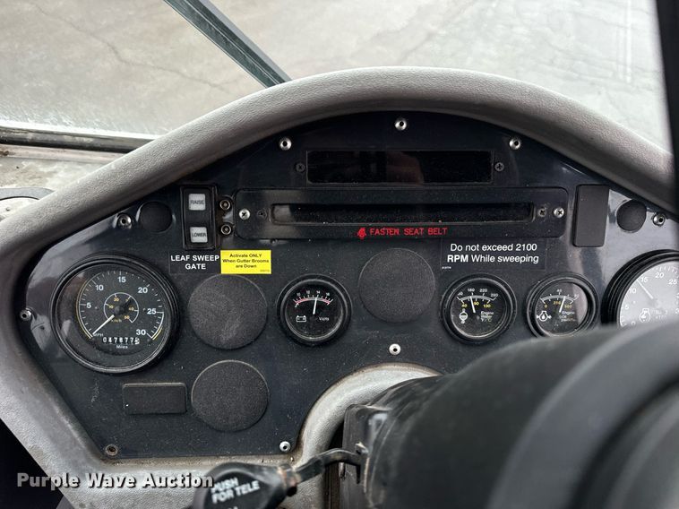 image for item OG9721 2016 Global  M3 street sweeper truck