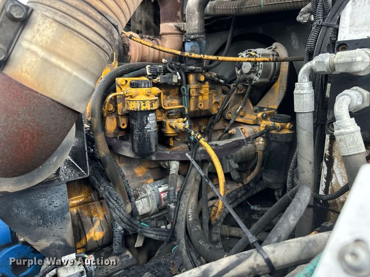 image for item OG9721 2016 Global  M3 street sweeper truck