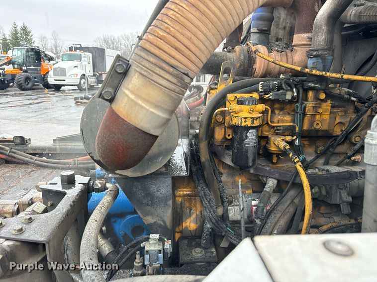 image for item OG9721 2016 Global  M3 street sweeper truck