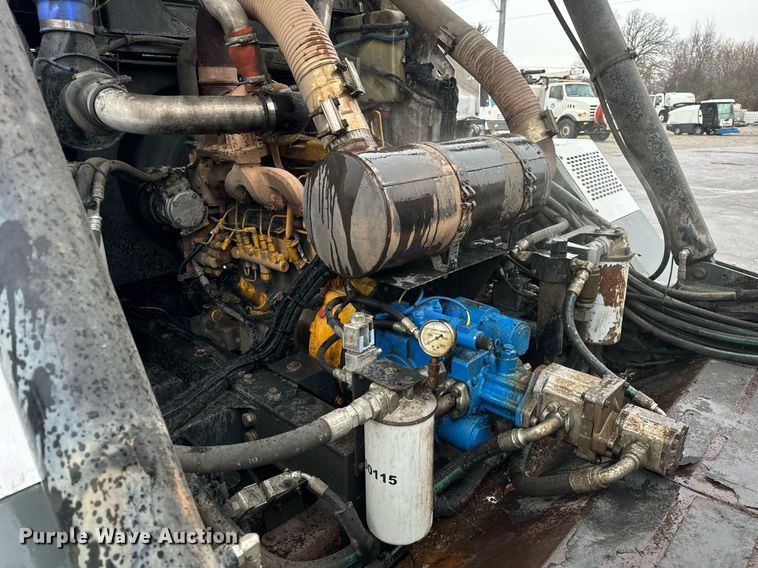 image for item OG9721 2016 Global  M3 street sweeper truck