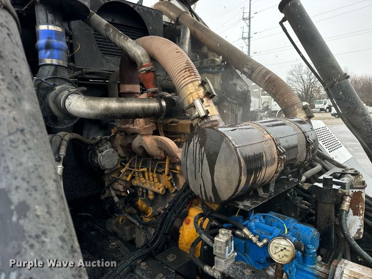 image for item OG9721 2016 Global  M3 street sweeper truck