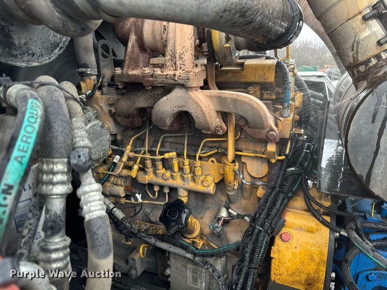 image for item OG9721 2016 Global  M3 street sweeper truck