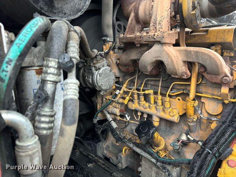 image for item OG9721 2016 Global  M3 street sweeper truck