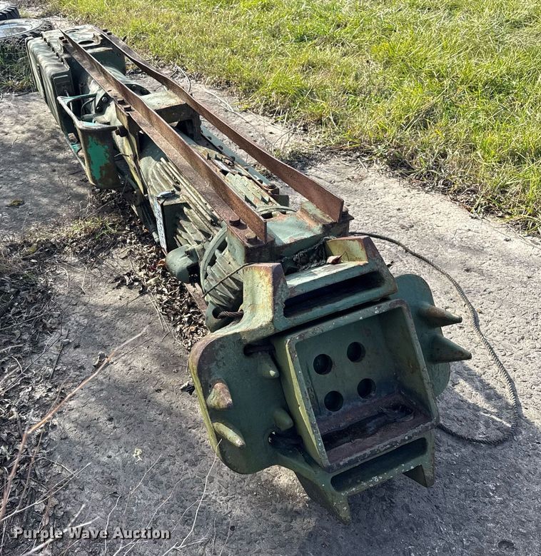 image for item OG9727 Link Belt  180M diesel pile hammer