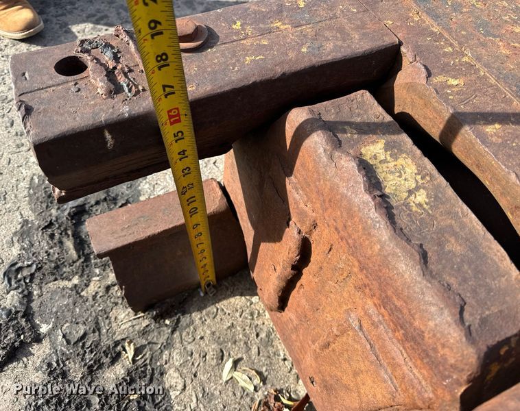 image for item OG9728 McCann Terry sheet piling hammer 