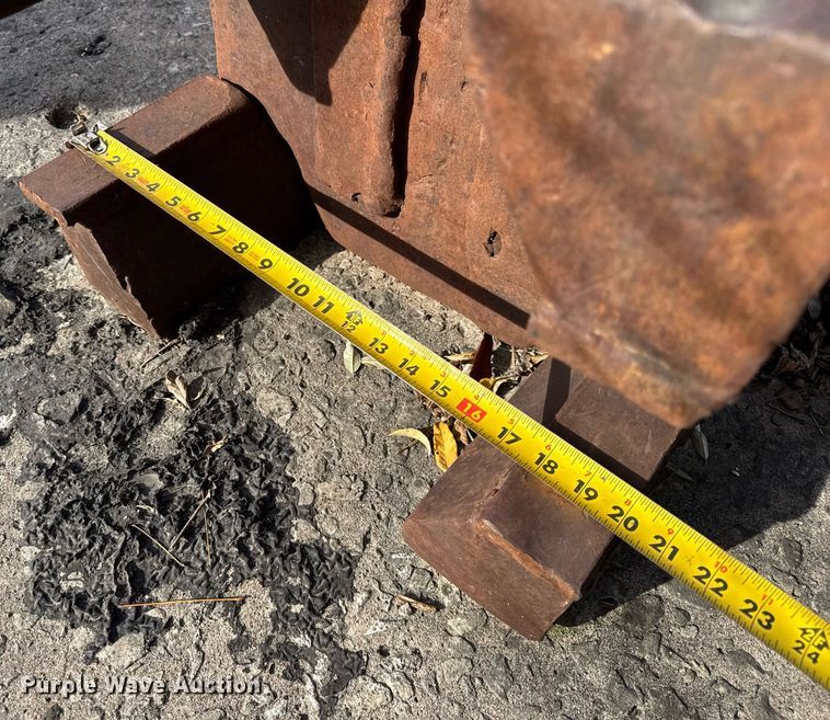 image for item OG9728 McCann Terry sheet piling hammer 