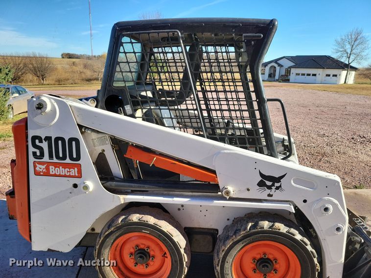 image for item OH9388 2010 Bobcat S100 skid steer loader