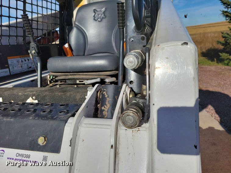 image for item OH9388 2010 Bobcat S100 skid steer loader