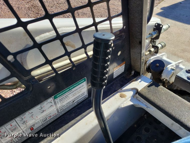 image for item OH9388 2010 Bobcat S100 skid steer loader