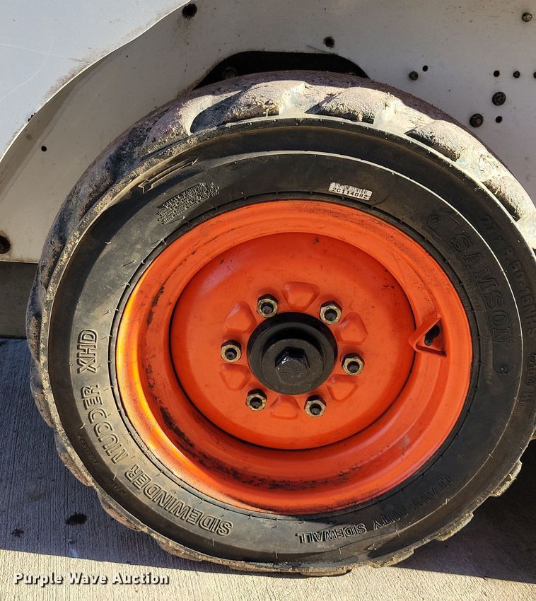 image for item OH9388 2010 Bobcat S100 skid steer loader