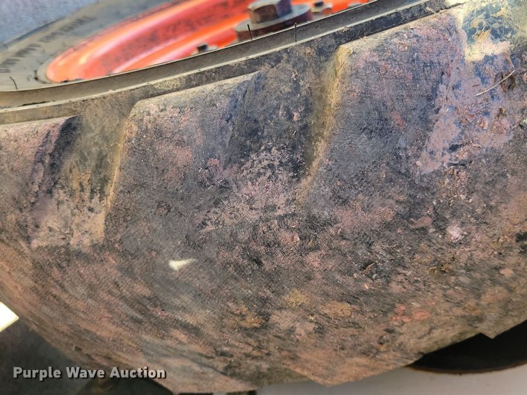 image for item OH9388 2010 Bobcat S100 skid steer loader