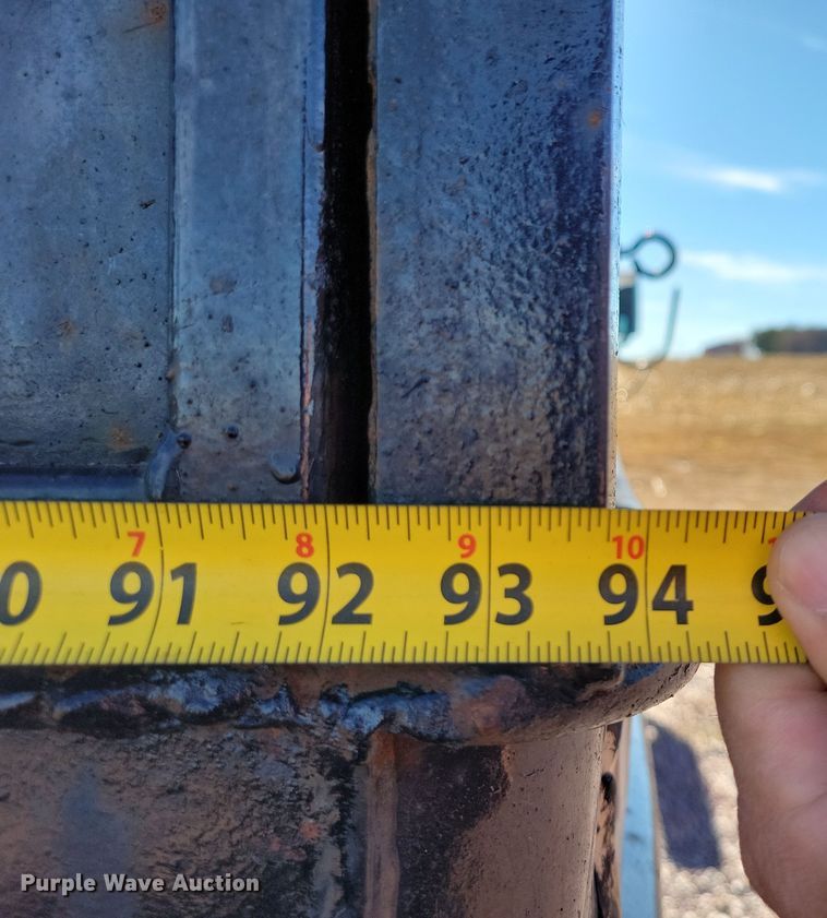 image for item OH9389 2003 GMC C7500 dump truck