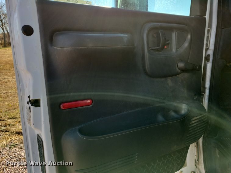 image for item OH9389 2003 GMC C7500 dump truck