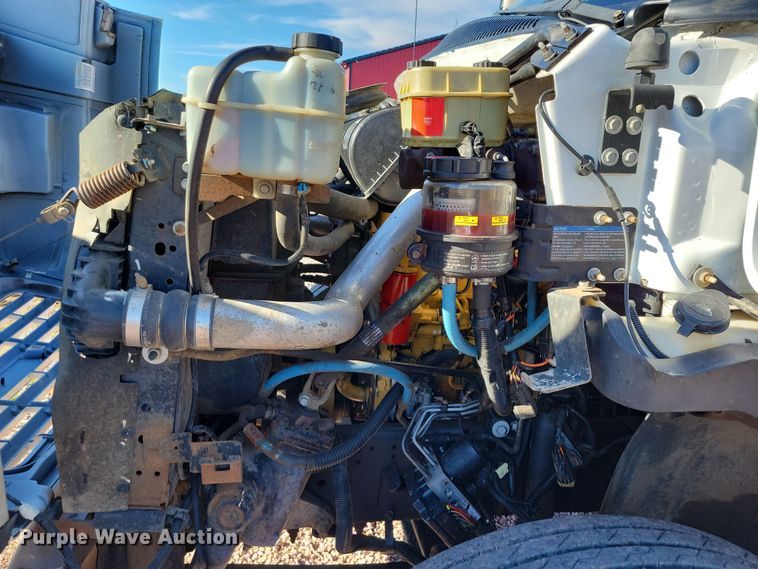 image for item OH9389 2003 GMC C7500 dump truck