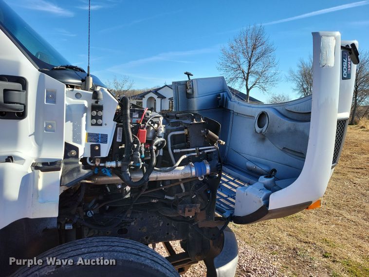 image for item OH9389 2003 GMC C7500 dump truck