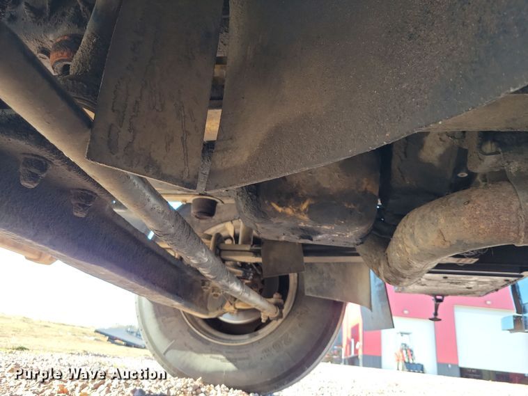 image for item OH9389 2003 GMC C7500 dump truck