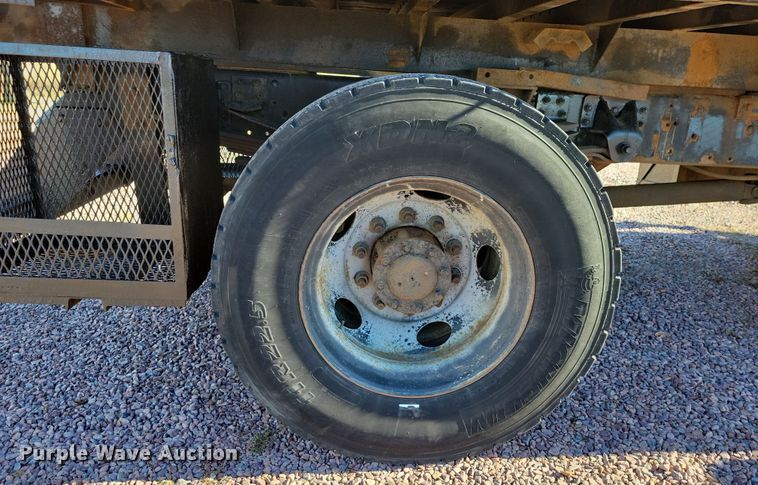 image for item OH9389 2003 GMC C7500 dump truck