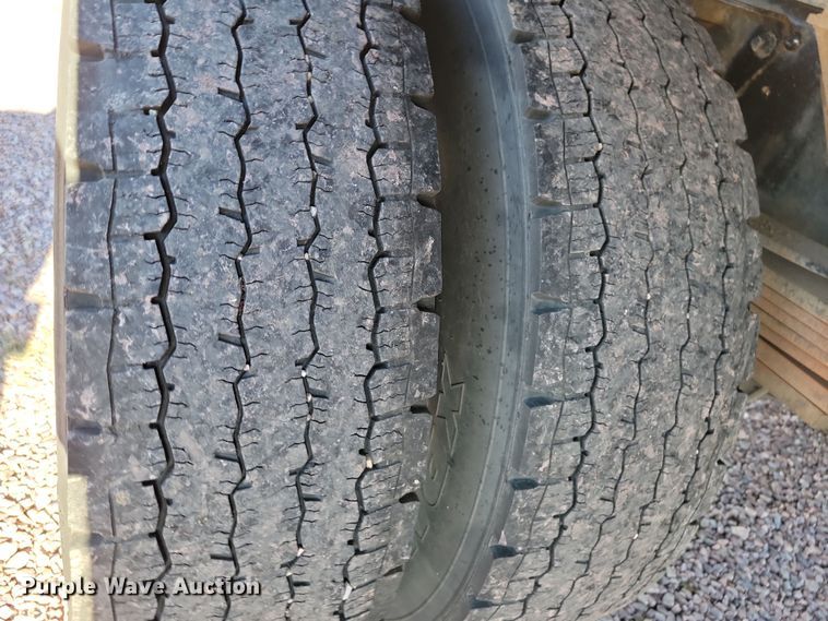 image for item OH9389 2003 GMC C7500 dump truck