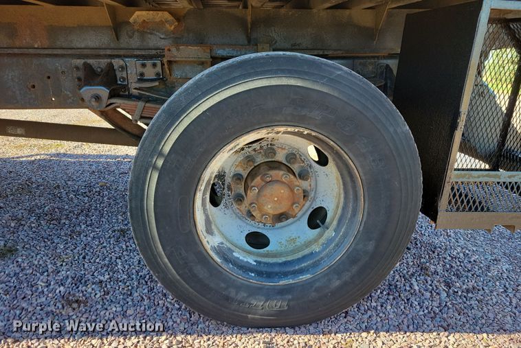 image for item OH9389 2003 GMC C7500 dump truck