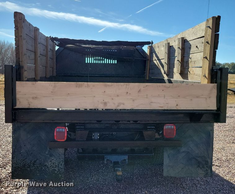 image for item OH9390 2006 Ford F450 Super Duty XL dump truck