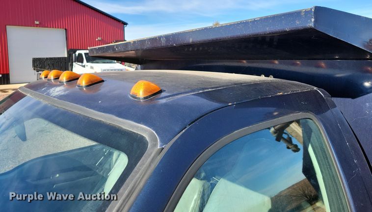 image for item OH9390 2006 Ford F450 Super Duty XL dump truck