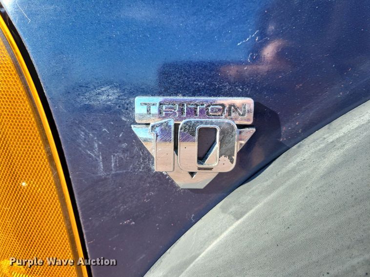 image for item OH9390 2006 Ford F450 Super Duty XL dump truck