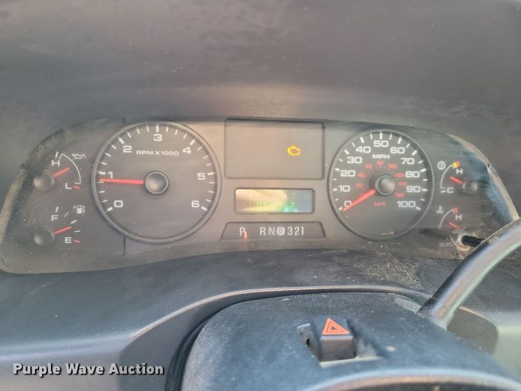 image for item OH9390 2006 Ford F450 Super Duty XL dump truck