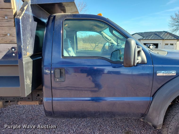 image for item OH9390 2006 Ford F450 Super Duty XL dump truck