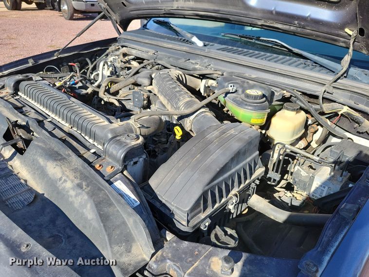 image for item OH9390 2006 Ford F450 Super Duty XL dump truck