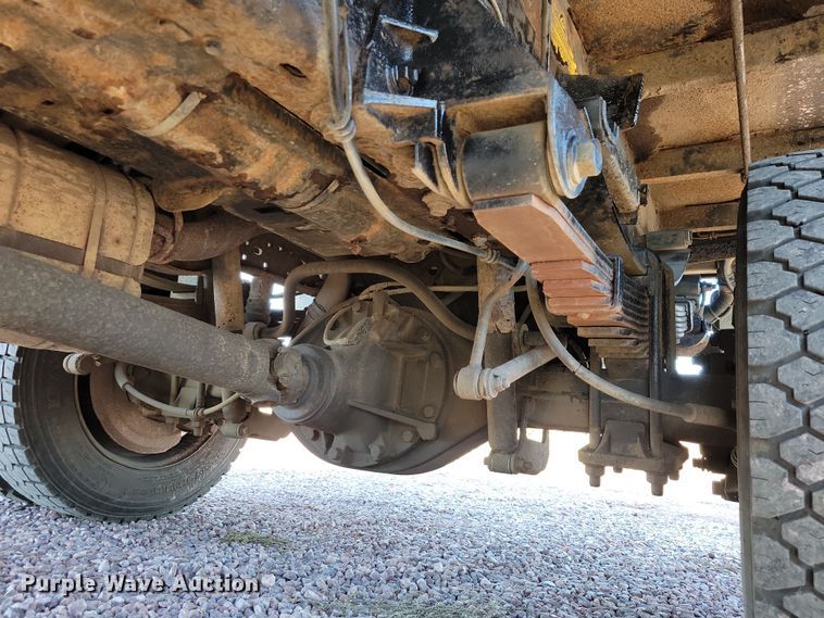 image for item OH9390 2006 Ford F450 Super Duty XL dump truck