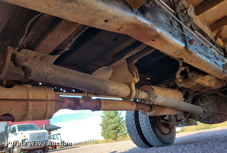 image for item OH9390 2006 Ford F450 Super Duty XL dump truck