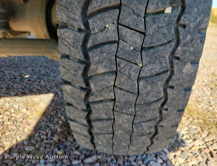 image for item OH9390 2006 Ford F450 Super Duty XL dump truck