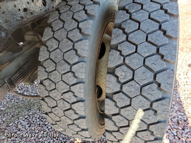 image for item OH9390 2006 Ford F450 Super Duty XL dump truck