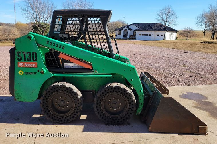 image for item OH9392 2013 Bobcat S130 skid steer loader