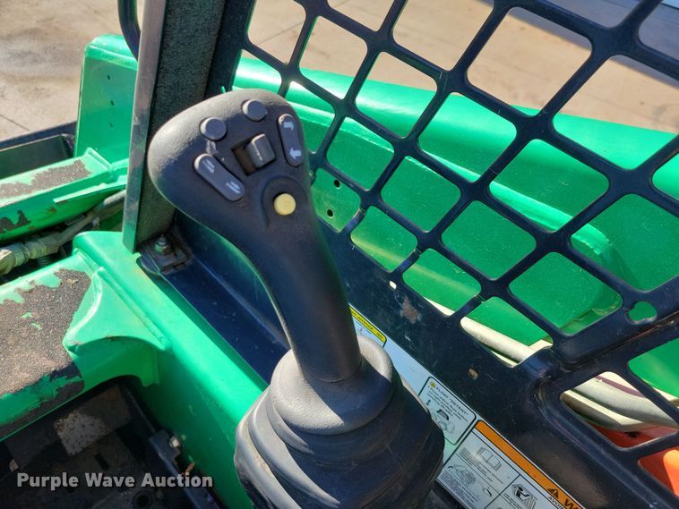 image for item OH9392 2013 Bobcat S130 skid steer loader